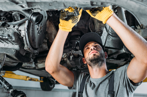 GB Auto technician performing a certified vehicle inspection